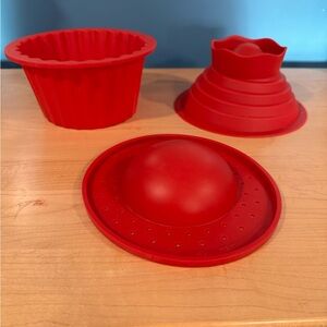 Big Top Red Cupcake Silicone Bakeware Giant Cupcake Mold